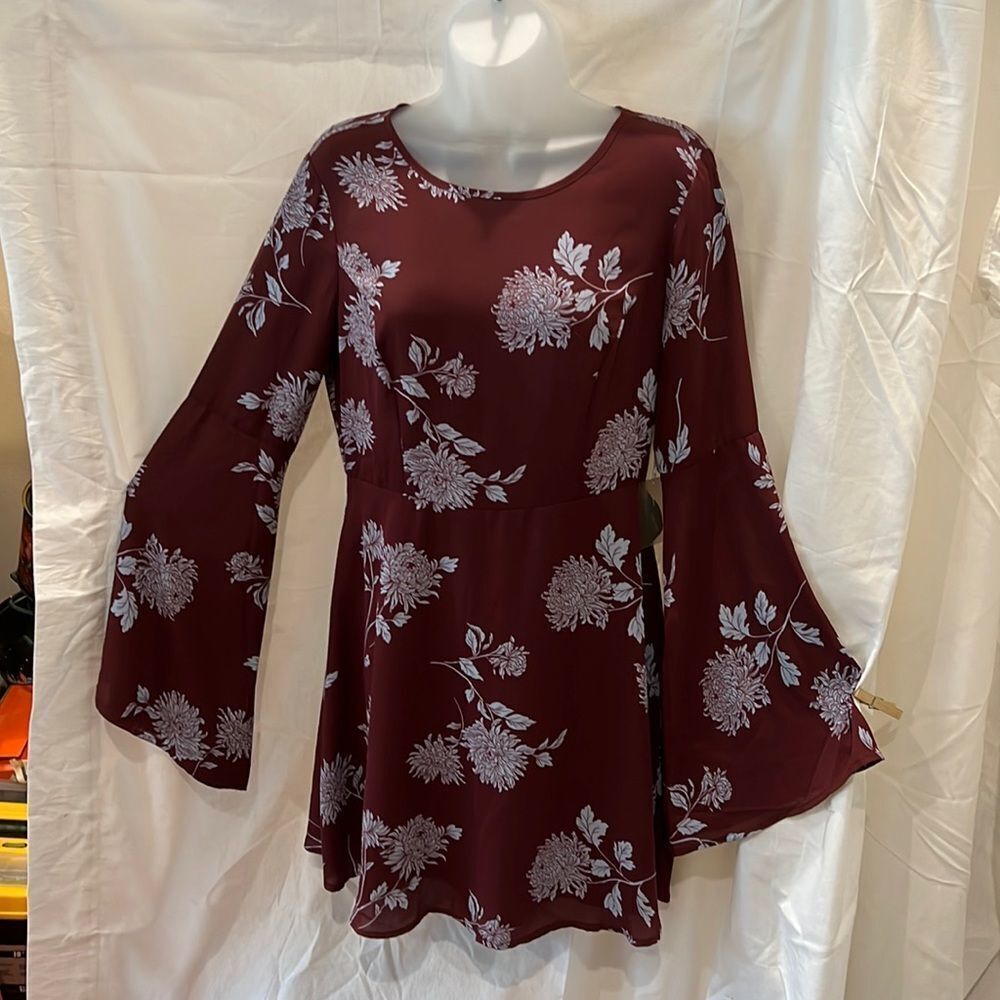 - NWT Forever 21 long bell sleeve dress maroon and tan new with tags size …